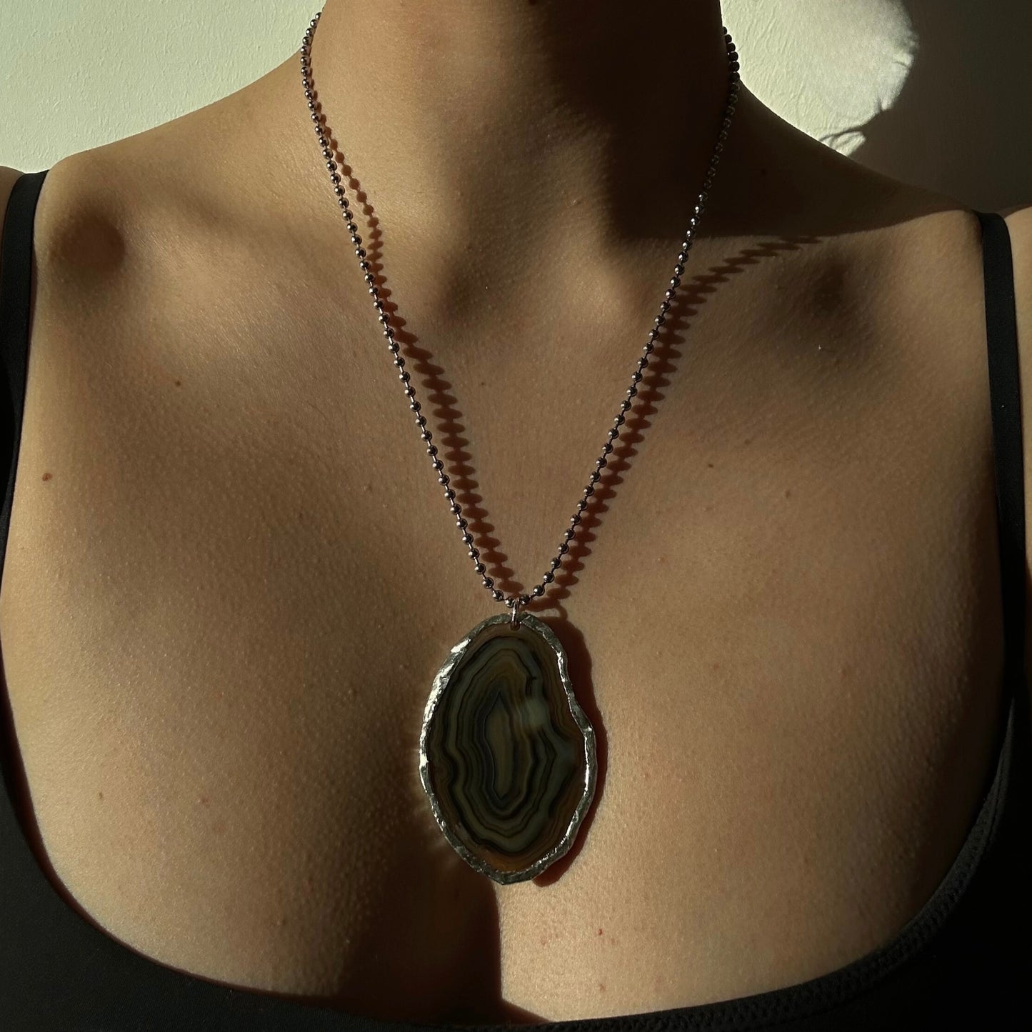 AGATE SLICE PENDANT - 1