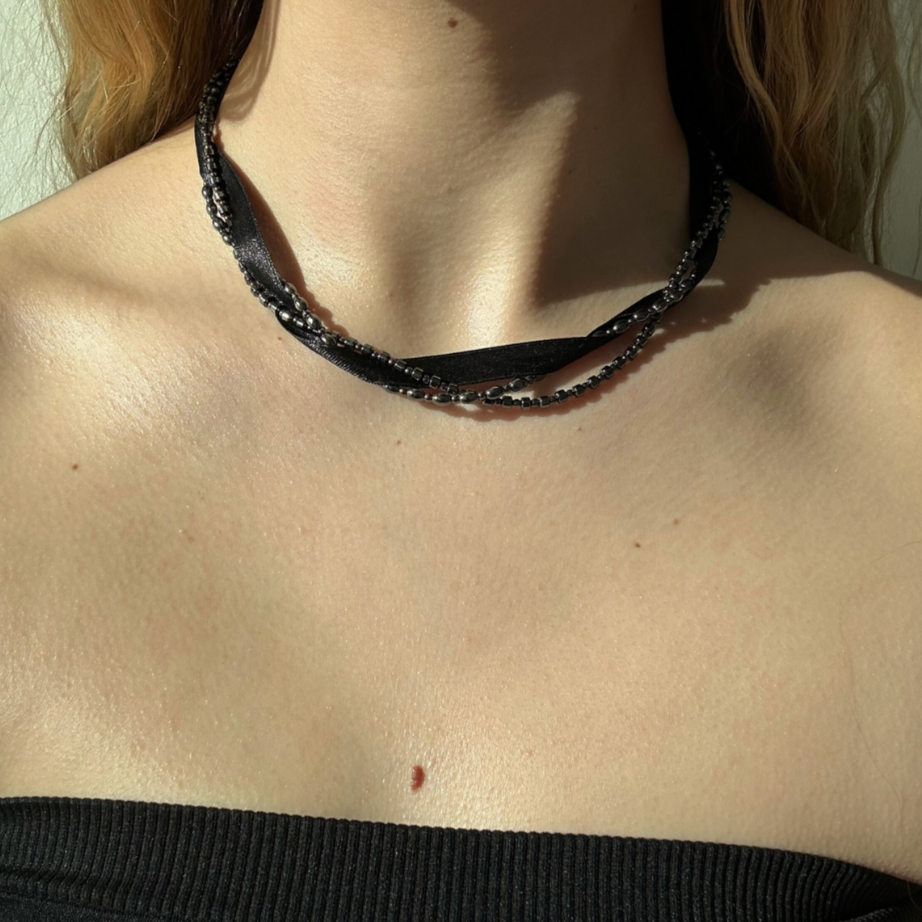 HEMATITE RIBBON CHOKER